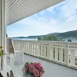 -abla- Panorama View In The Center Of The Island Apartman Tromsø